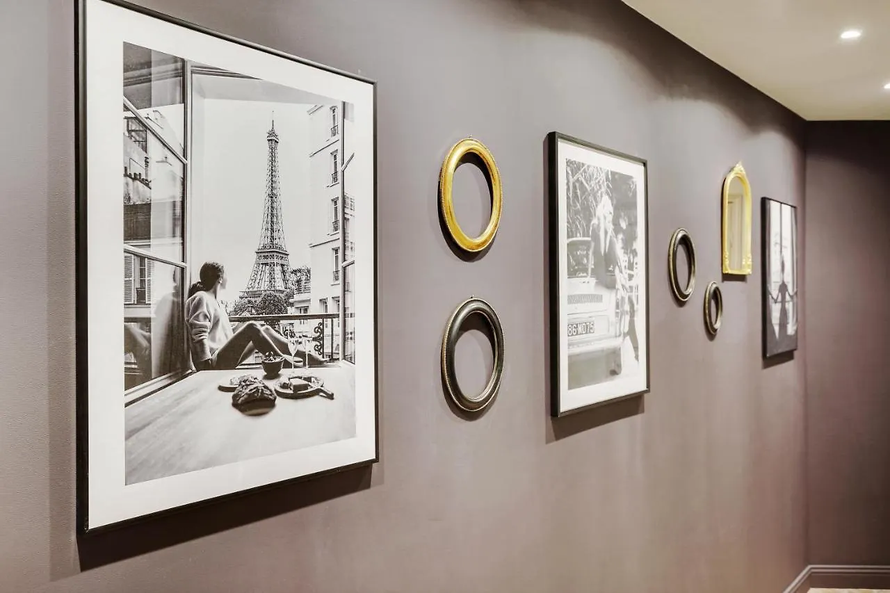 Elegant Apartment In Le Marais Paris France