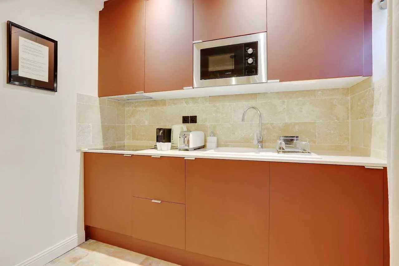 Elegant Apartment In Le Marais パリ